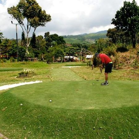 Sari Ater Hotel & Resort Ciater Extérieur photo