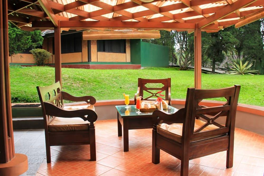 Sari Ater Hotel & Resort Ciater Extérieur photo