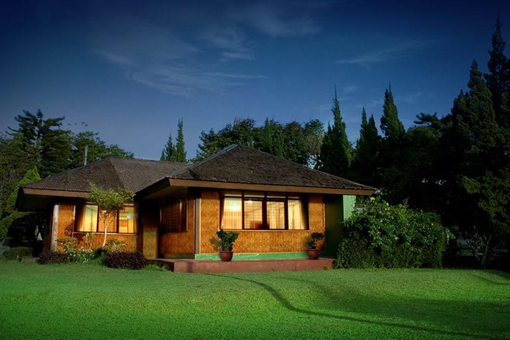 Sari Ater Hotel & Resort Ciater Extérieur photo
