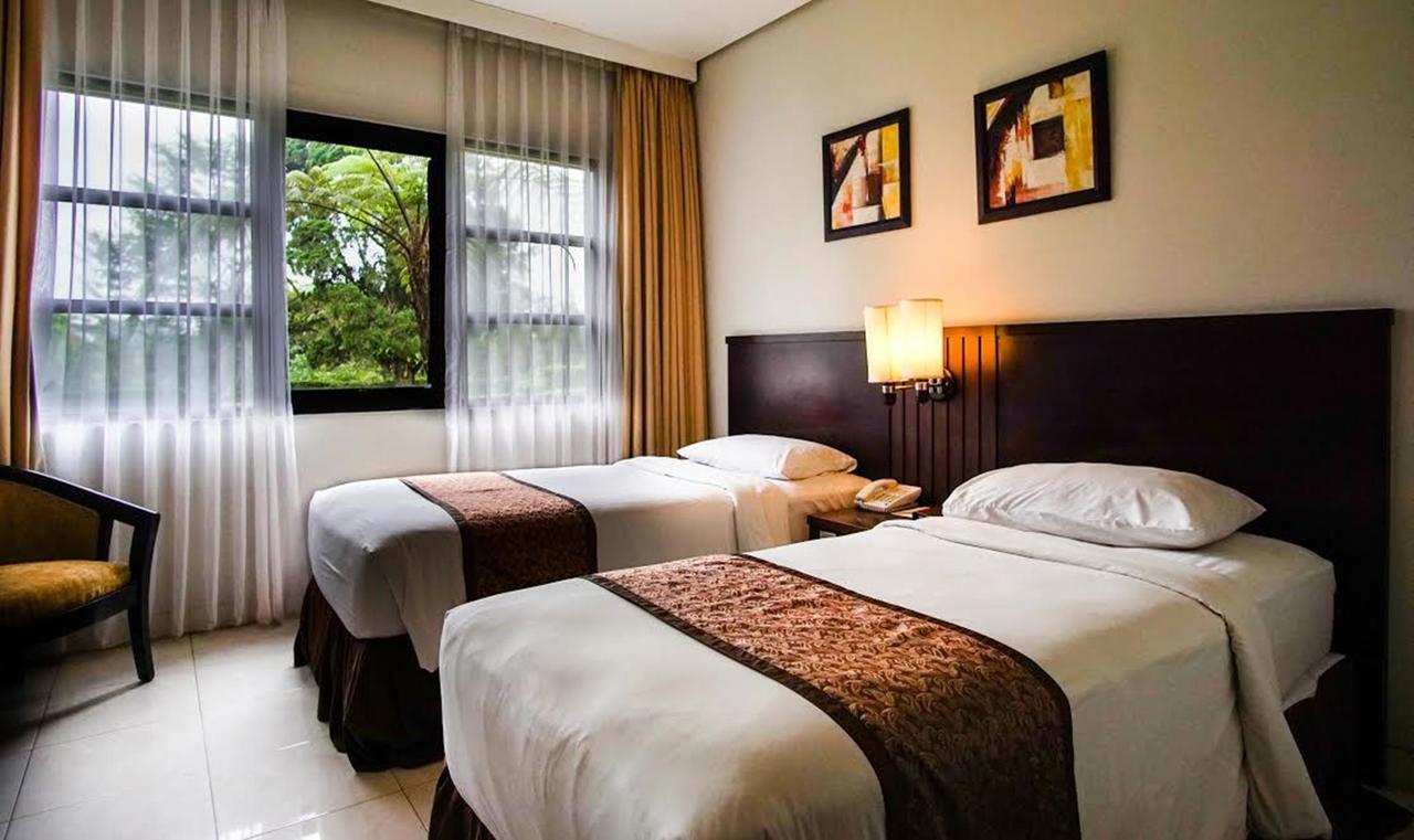 Sari Ater Hotel & Resort Ciater Extérieur photo